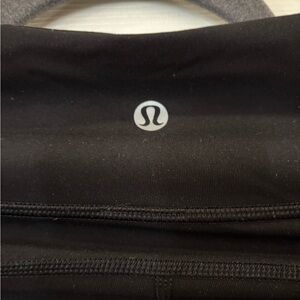 Lululemon Black leggings size 8 with side detail on legs
